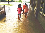 鋒面南移持續到下周二　南高屏今防豪雨