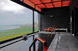泡湯同時享受海景的雙重享受，即使在泡湯大國的日本也屬極上奢華的休閒。（圖文／好房News記者陳韋帆）