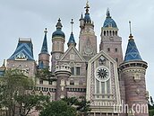 台版迪士尼歐樂沃築夢城堡　試營運人氣爆紅