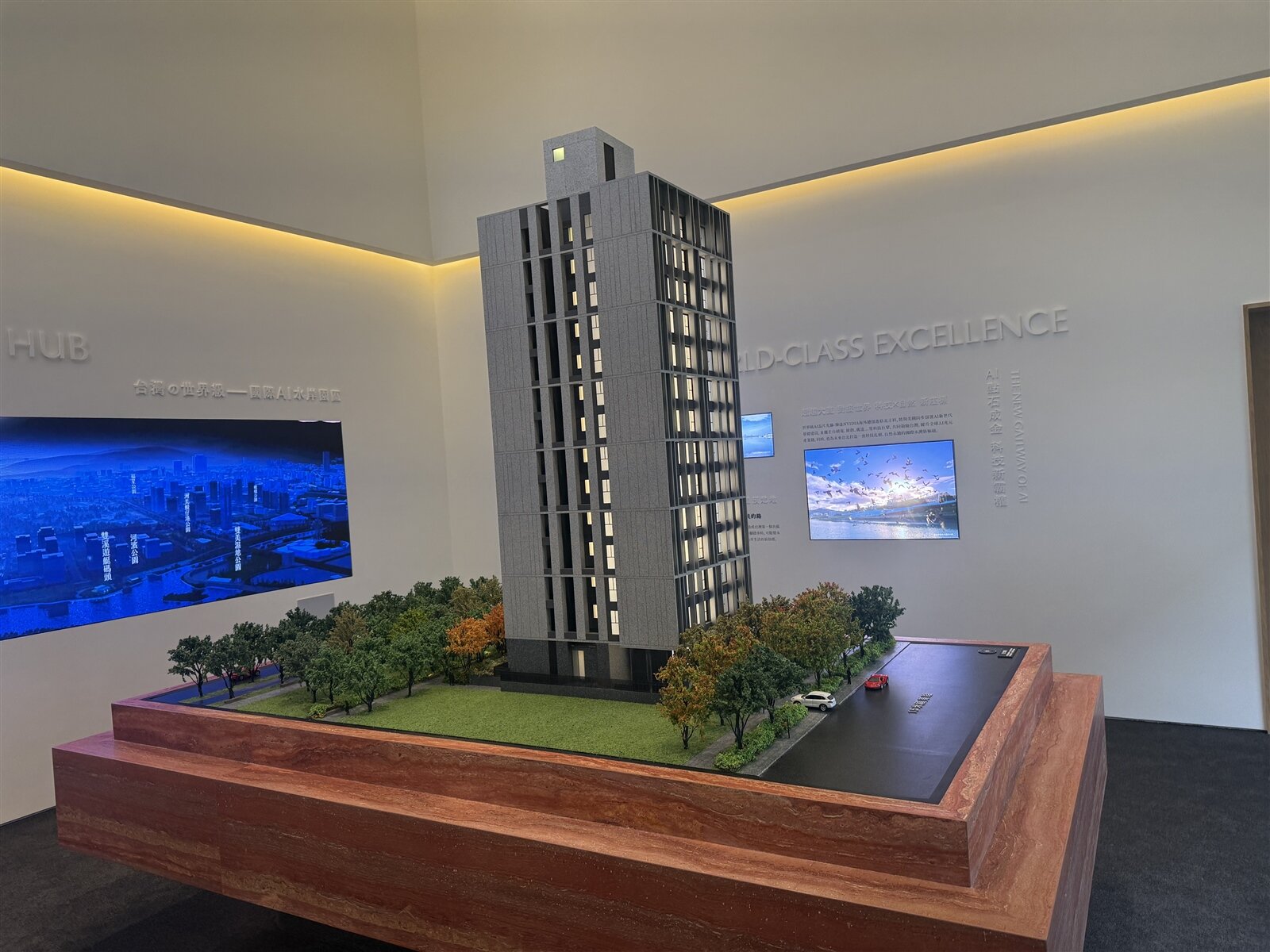 「佳元織川」建築模型。記者朱曼寧/攝影