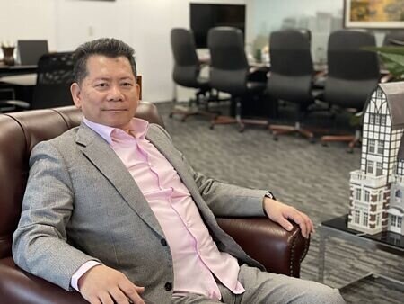 富裔實業董事長祝文定對於建築的堅持和專業,經常讓他金句連連。「我們蓋不出醜房子!」圖∕蔡惠芳