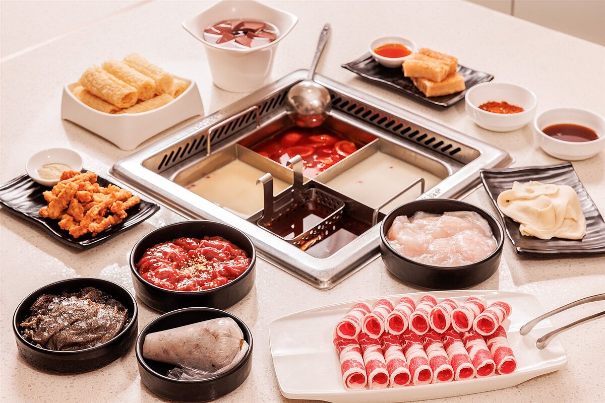 海底撈慶祝登台10週年，推出一系列慶生優惠方案。圖／海底撈提供