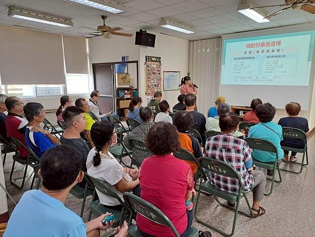 台南推自主都更 倒數3場說明會即起開搶 南市自主都市更新社區說明會,民眾把握參加最後3場機會。圖/台南市都發局提供
