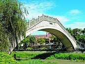 6公尺高儒林橋　身障者的「天梯」