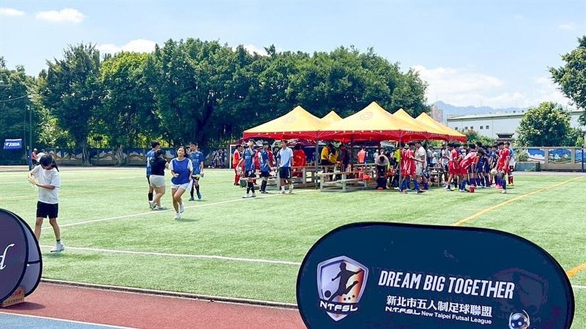 永慶房屋支持「2025TC+JOMA全國俱樂部聯合錦標賽」贊助 24 頂帳篷,展現對在地運動發展。圖/永慶房產集團提供