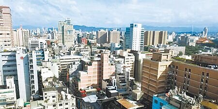 
根據聯徵中心資料統計，高雄市上半年新增房貸件數為10,189件、年減逾4成。圖∕本報資料照片
