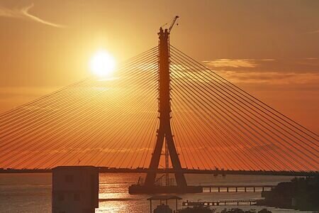 淡江大橋經過30年催生,將於9月16日合龍,正式接起淡水端與八里端。(杜宜諳攝)