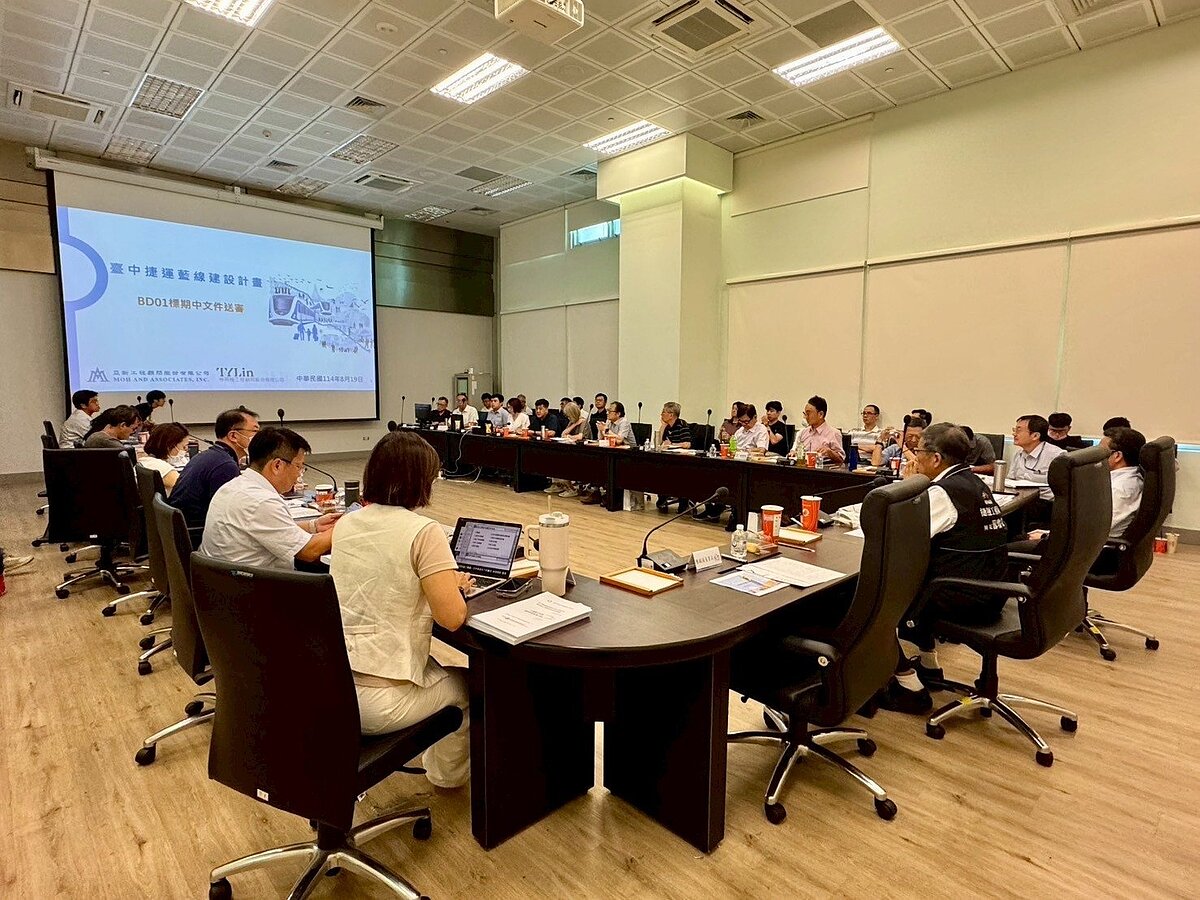 台中捷運藍線高架段期中報告審查會議。圖／台中市府提供
