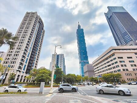 
目前房市觀望濃厚呈「量縮價平」格局。（葉思含攝）
