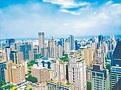 房市管制　對三族群「開小門」