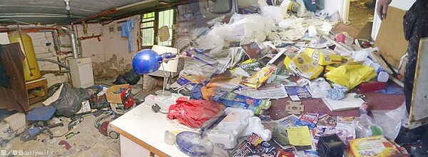 奧房客 垃圾屋(大刊頭)