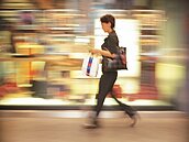 指數連三升　6月消費者信心歷史新高