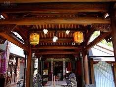 除了集順廟外，另外一個值得細細探究的就是位於老街頭的土地公廟。（好房記者張聖奕/攝影）