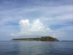 一島一浮雲，是澎湖獨有的天際線。