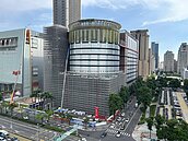 台中百貨業熱戰　大咖拚場　新光三越27日回歸　宣示奪回店王