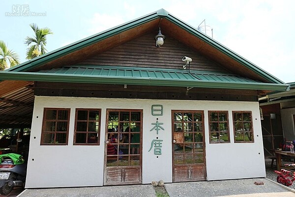 
6.羅約翰蓋的第二間紙屋日本厝。