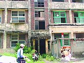 鳳山舊警舍拆了　文創基地泡湯