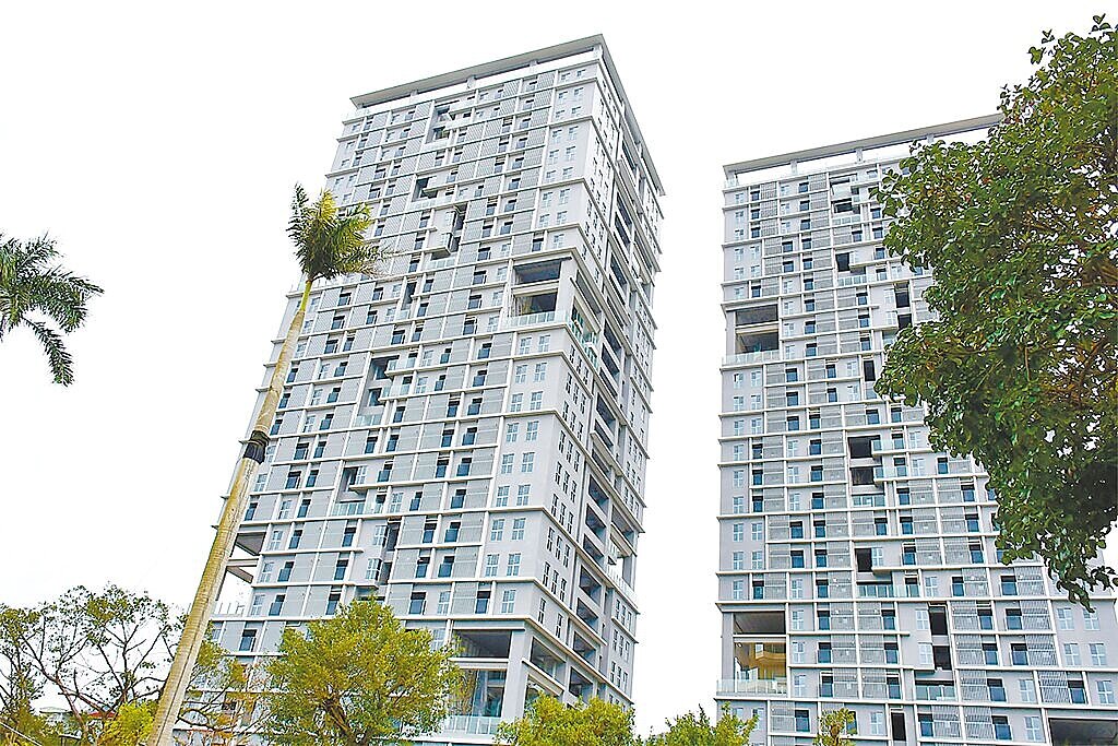 台北市社會住宅每逢租約到期,市府會辦抽籤與公告候補名單,讓市民依順位入住,但有議員發現市府8月19日完成抽籤和續租作業,但官網上北市11處社宅名單皆沒有更新,其中廣慈一區社宅甚至停留在首批入住時間2022年的名單。圖為廣慈一區。(台北市住都中心提供/邱芊台北傳真)