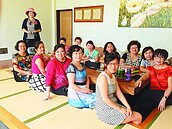 百變民宿女主人…　女記者、作家開講