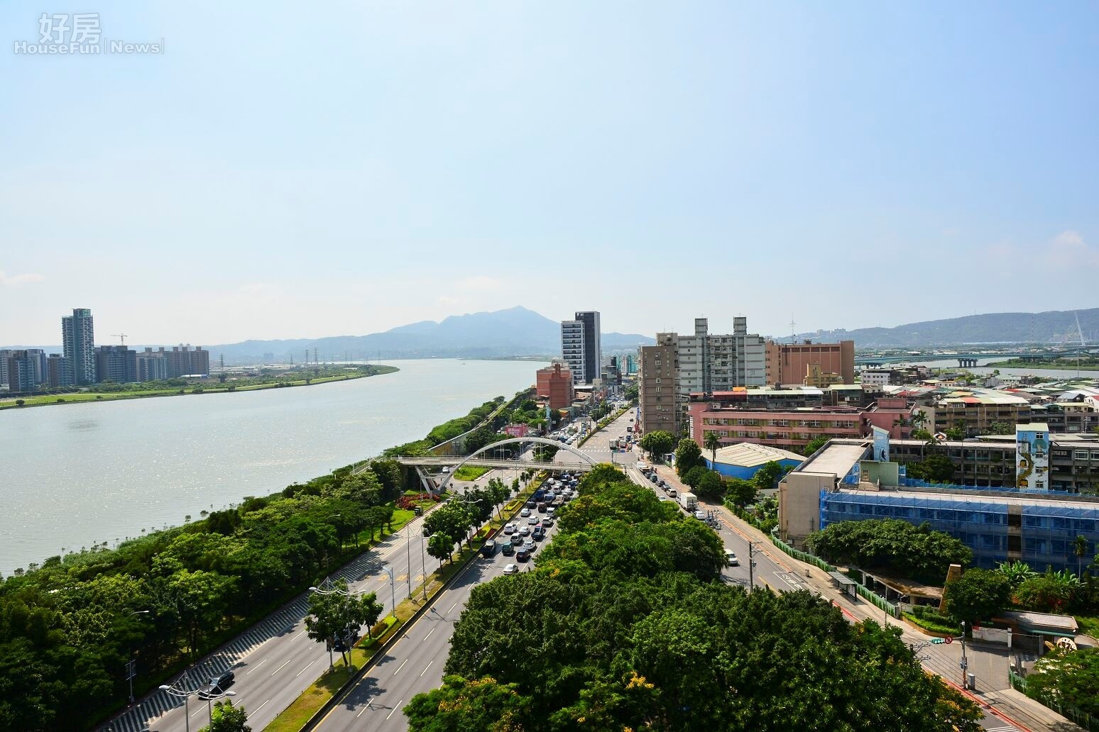 永平國宅視野良好，是十分標準的水岸景觀住宅。（好房News記者 陳韋帆／攝影）