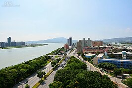 受限於禁建令，社子島已禁建超過40年；社子島並未在此次列入高潛勢區域，是由於地質鑽探資料不足的緣故；而倘若未來政府鑽探完畢後，若確認為高潛勢區，不知是否將對社子島難以推動的都更增加更多困難。