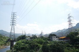 最為人所不喜歡的，就是該區內變電所、電塔不少。整體而言大小變電所就有三處。