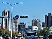 央行堅守房市管制　專家籲業者慎防「資金斷鏈系統性效應」！