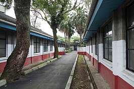 當年駐守看管政治犯的軍人兵舍，現已改裝成為台灣人權歷史的展覽館。