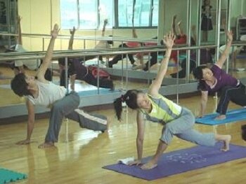 民眾在北投運動中心運動情形。（截取自臺北市12區運動中心）