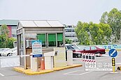 嘉義航空站停車場　目測收費亂搞