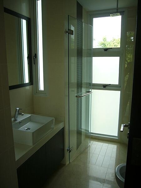 4.浴廁有著對外窗,通風良好。