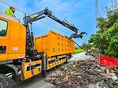 桃園夜間清運支援花蓮災區　跨局處合作復原近7公里街道