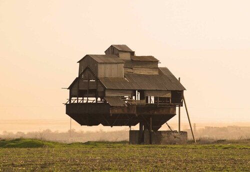 烏克蘭的漂浮城堡Floating Castle。(圖片來源BADLANDS網站)