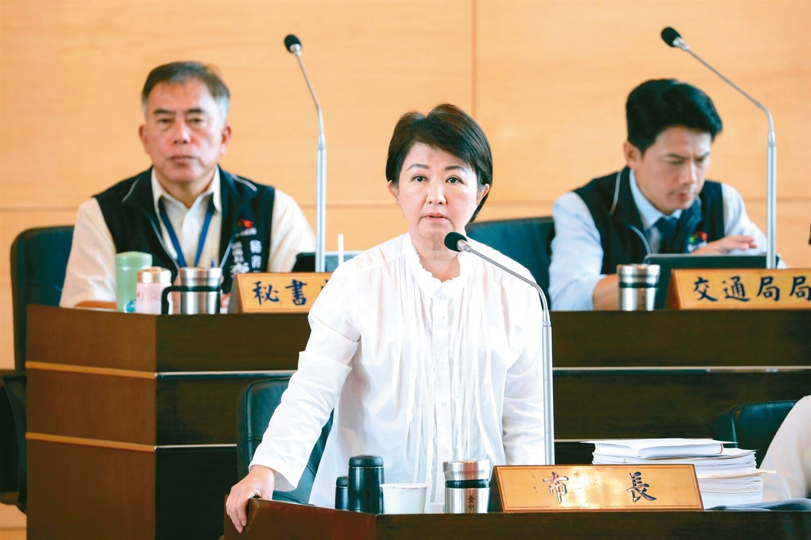 台中捷運工程補助款遭中央刪除，台中市長盧秀燕昨答詢，強調台中人應被公平對待。記者余采瀅／攝影 