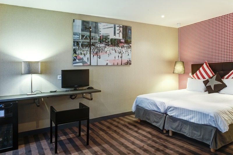 這麼高級舒適的旅館，住一晚最低可以到台幣40元？！（截自Tour d'Auvergne網站）
