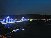 大溪橋重生　七彩燈好浪漫