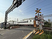 高雄鳳山至九曲堂　評估鐵路立體化