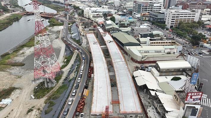 南市府完成北外環道路第四期工程用地取得公聽會。圖／台南市工務局提供