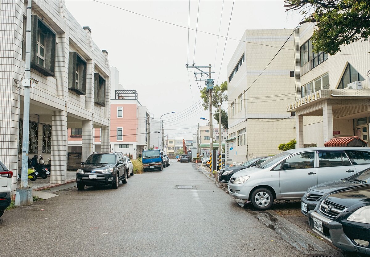「苗栗縣苑裡鎮公民街危險瓶頸路口及路段改善計畫」。圖／取自苗栗縣苑裡鎮公所臉書