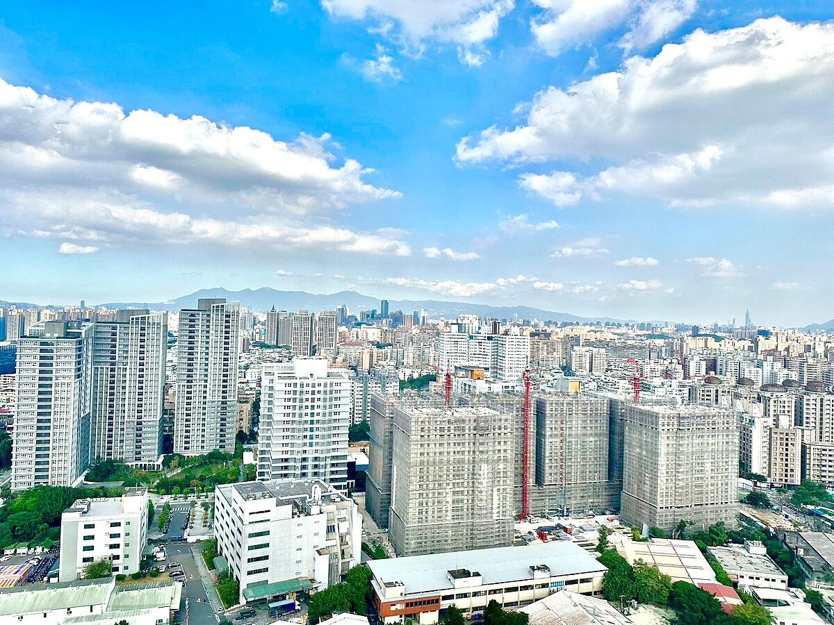預售漲太快、成屋追不上?七都「價差王」誕生 永慶房產集團指出,除台北市外,其餘六大都會區2025年第二季預售屋和成屋的價差持續擴大。房市示意圖/永慶房產集團提供