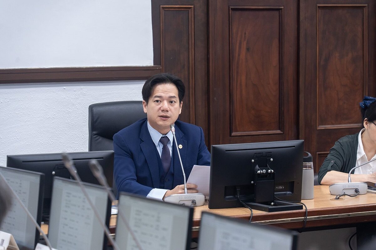 新竹市代理市長邱臣遠說,市府願意全力主動媒合,積極盤點相關土地資源,協助輝達選擇新竹作為據點。圖/新竹市政府提供