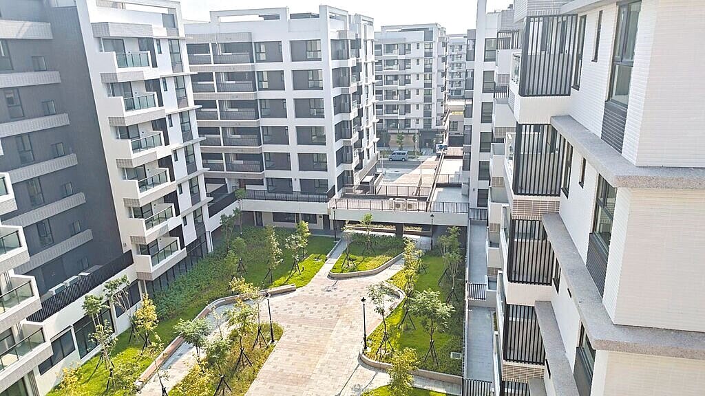 桃園航空城安置住宅9成完成初驗，但貸款問題影響交屋。（桃園市住宅處提供／呂筱蟬桃園傳真）