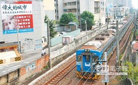 台南鐵路地下化議題，是台南市長賴清德首任任期內引發最大爭議的重大施政案。（林文煌攝） 