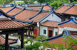 昨日世界與親子景園目前暫停開放，僅能遠眺無法前往遊覽。