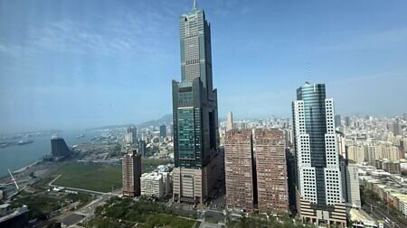 高雄資產專區開張至今已有34家金融機構進駐。圖∕本報資料照片