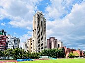 周杰倫北市豪宅驚傳淪詐團據點　房仲：短期房價恐受挫