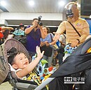 鬼怪搭火車　遊客喊讚、小孩嚇哭