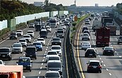 國慶連假第2天出遊+返工車潮　避開國道18地雷路段