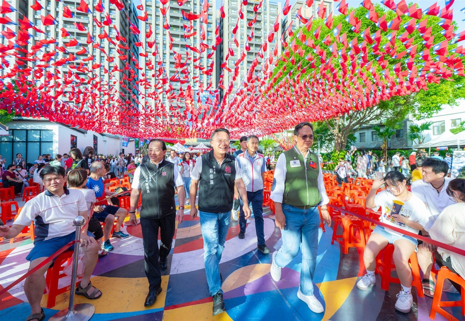 桃園市副市長蘇俊賓昨日下午前往平鎮區,