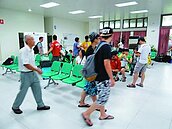 藍色公路停駛　500人困布袋港